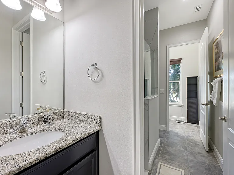 10310 Eastwood Dr — Photo 22