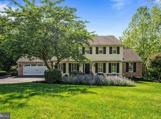 30 Farm House Ln, Furlong, PA 18925