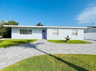 2215 W Vina Del Mar Blvd, Saint Pete Beach, FL 33706
