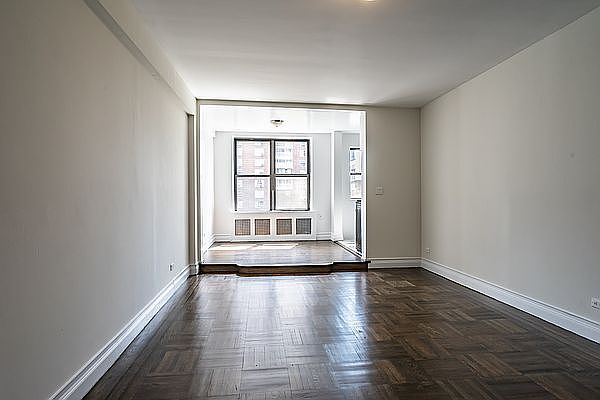 1st image of 3111 Broadway APT 1B