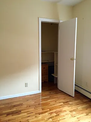 Rented by Grand & Co. | media 8