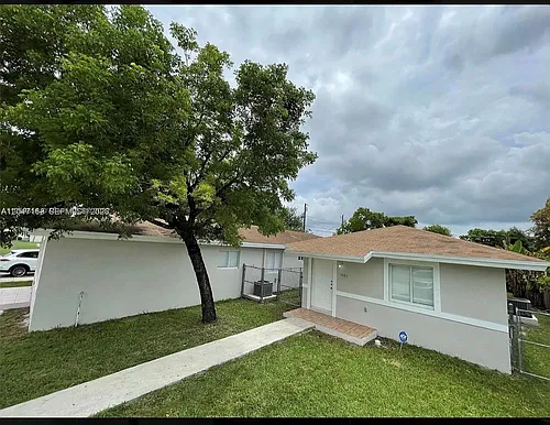 5881 NW 32nd Ave #5881 Photo 1