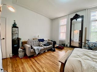 351 W 51st St APT 4, New York, NY 10019