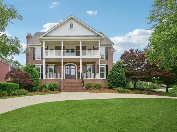 230 Summerhouse Ln, Sandy Springs, GA 30350
