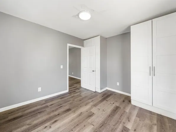 906 76th Street image 11 of 20