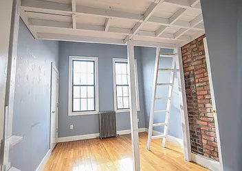 Rented by RELEASE NY