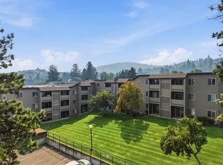 1560 Summit Dr #348, Kamloops, BC V2E 1R5