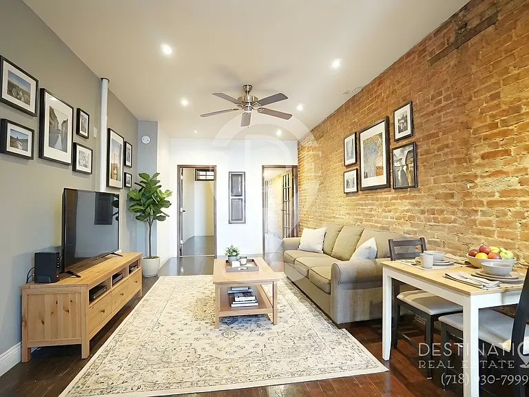 480 3rd Ave #2L — Photo 1