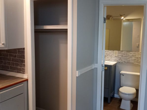 915 S Main St #2SR