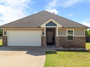 14500 Meadow Ridge Ln, Edmond, OK 73025