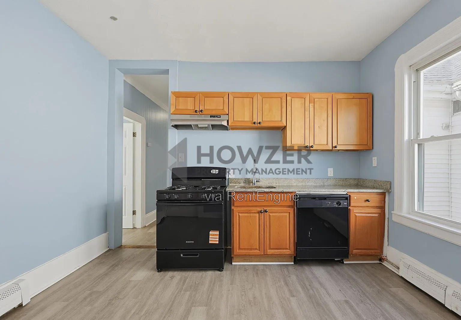 4 bed, 1.0 bath, $3,750 — Photo 1