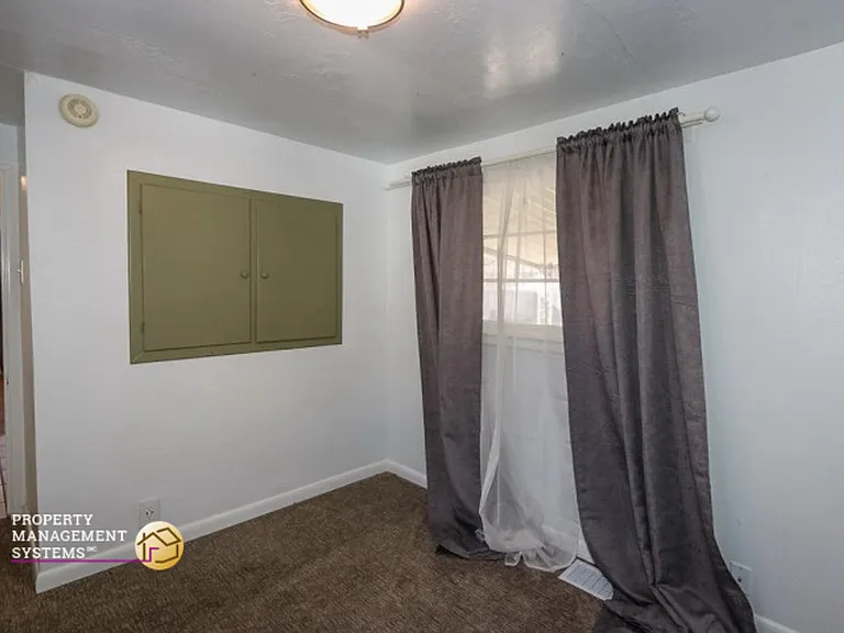 333 E Roosevelt Ave — Photo 13
