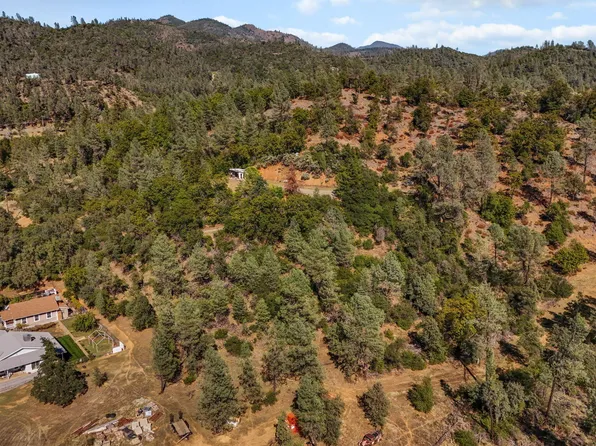 13695 Lena Way, Shasta Lake, CA 96019