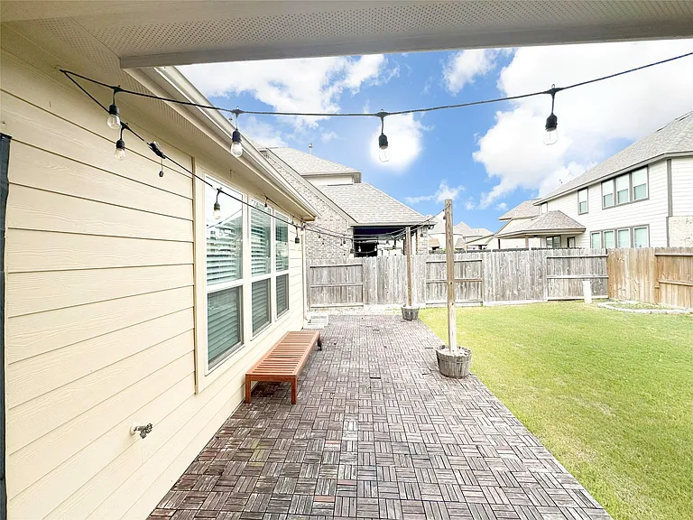 23610 Carducci Dr — Photo 42