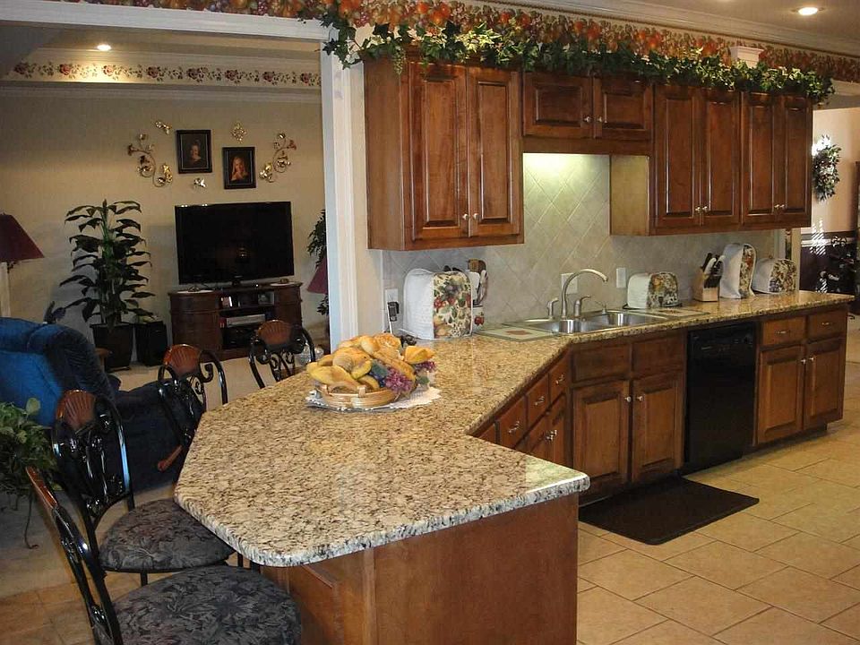 1st image of 6915 Sugarland Dr