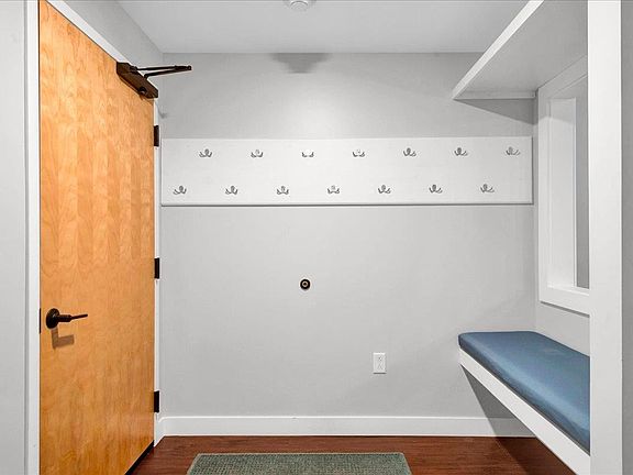 4th image of 251 Mountainside Drive #85