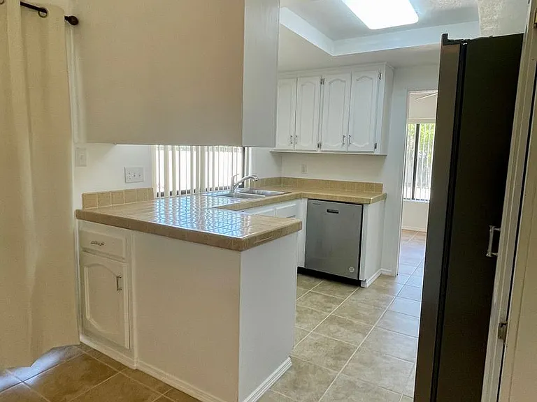 12374 E Camino Loma Vis — Photo 6