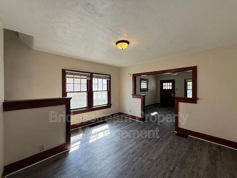 1411 Wyoming St — Photo 4