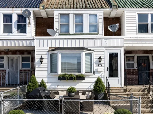 871 Bridge St, Philadelphia, PA 19124