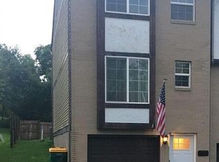5071 Empire Dr, Bridgeville, PA