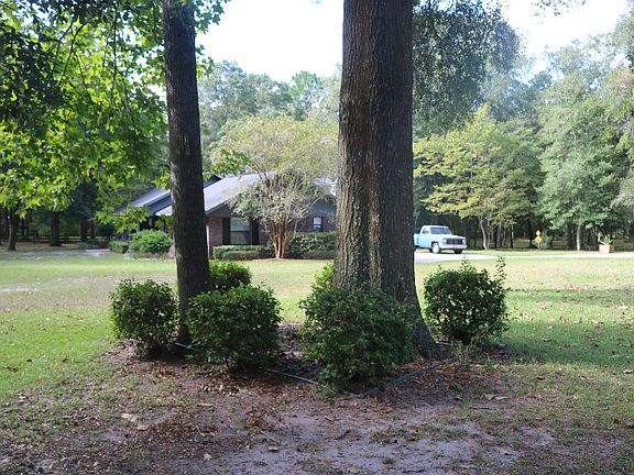 5th image of 254 NW Dogwood Ter
