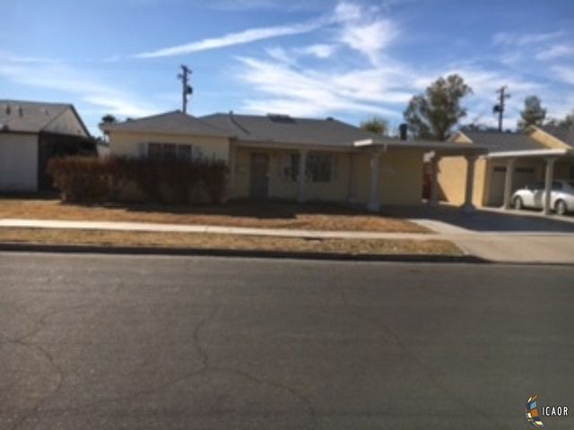 1st image of 897 Oleander Ave