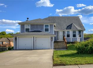 8403 NE 115th Ter, Kansas City, MO 64157