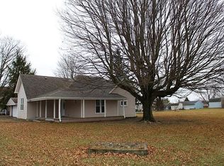 205 South St, Shirley, IN 47384