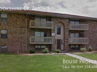 1032 Brookshire Ct APT 5, Belleville, IL 62221