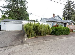 8535 NE Schuyler St, Portland, OR 97220