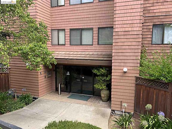 2nd image of 25676 University Ct #104