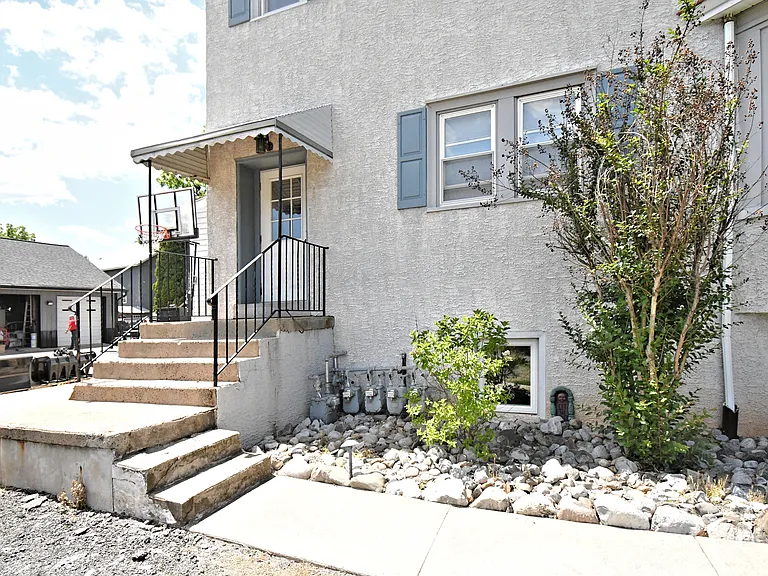 3848 Germantown Pike #2 — Photo 2