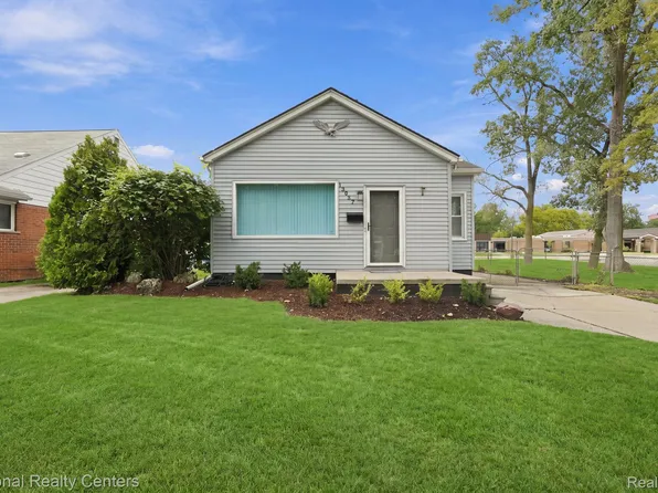 13957 Berwyn, Redford, MI 48239