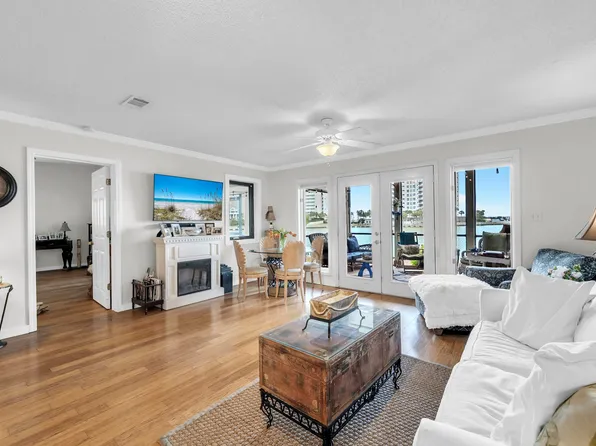 8 Stewart Lake Cv Unit 200, Miramar Beach, FL 32550