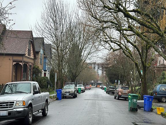 4th image of 71 NE San Rafael St