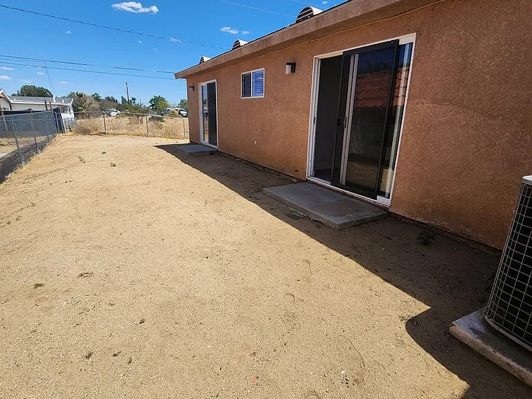 6331 Hermosa Ave — Photo 8