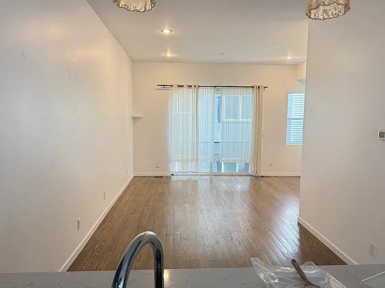 3067 W 16th Ave — Photo 8