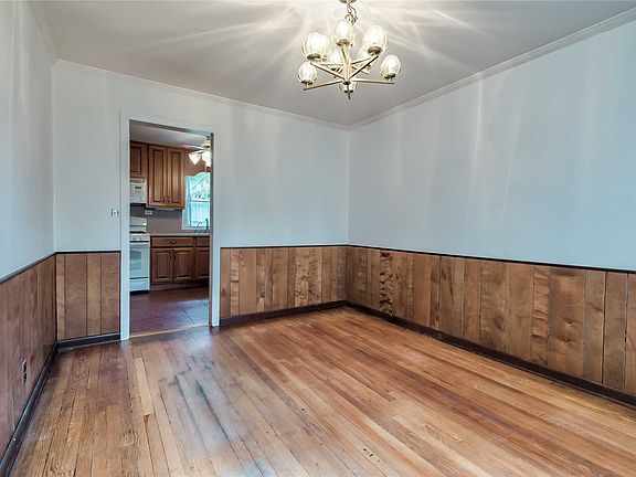 5th image of 20 Elmwood Ave