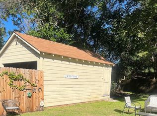 1203 Lamar St, Palestine, TX 75801