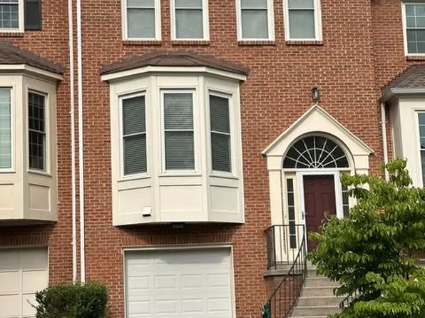 2069 Van Tuyl Pl, Falls Church, VA 22043