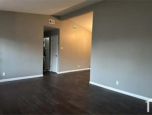 3 bed, $1,800 — Photo 3