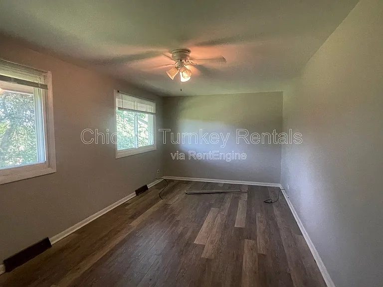 3212 Charlemagne Ave — Photo 11