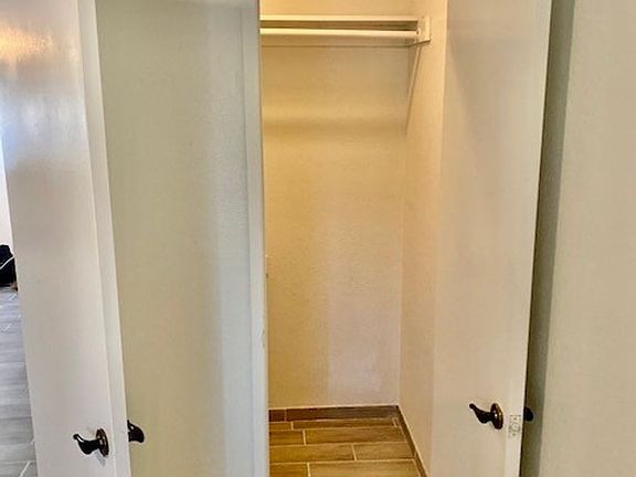 5th image of 4809 Hahn Ave APT 24