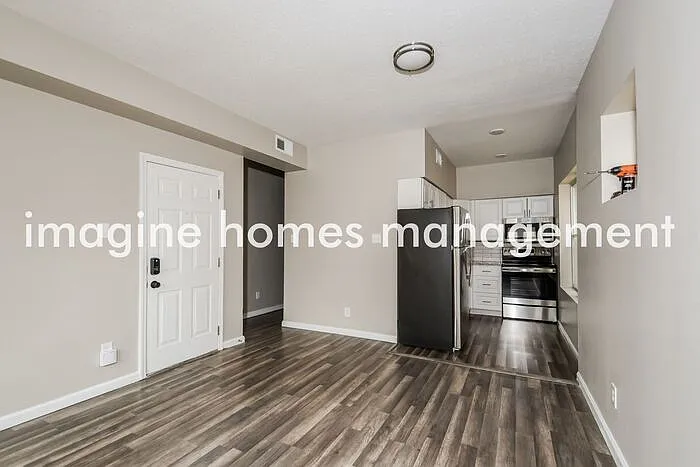 4258 McPherson Ave #2B — Photo 5