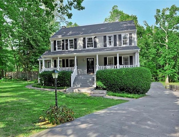 1st image of 1009 Silver Creek Ct