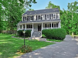 1009 Silver Creek Ct, Midlothian, VA 23113