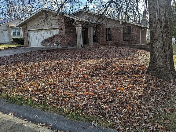 2nd image of 39 Depot Dr