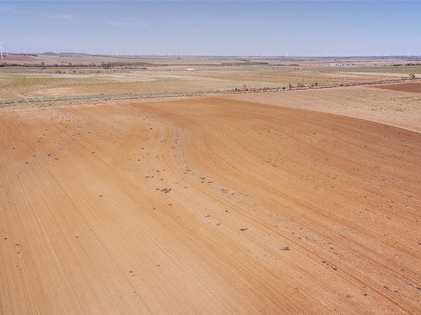 330 County Road 404, Loraine, TX 79532