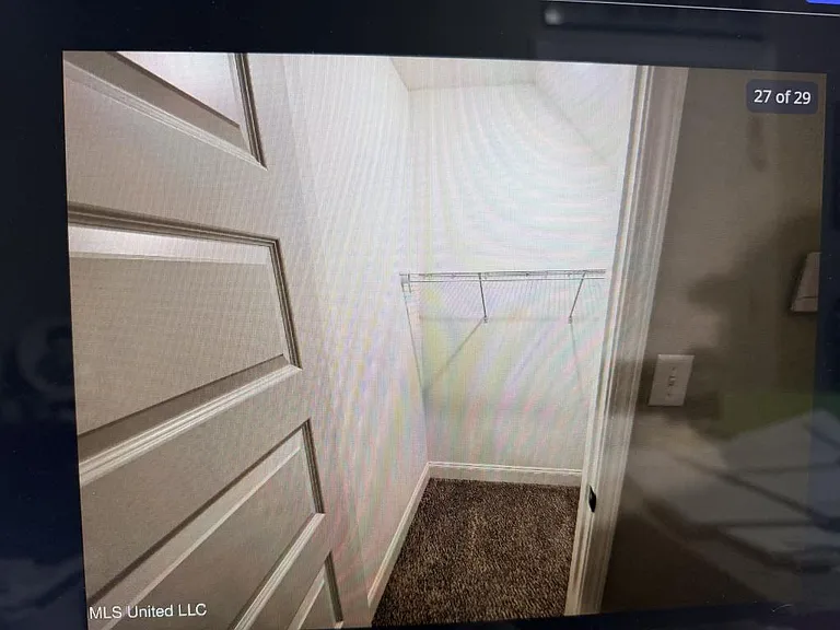 1107 Sabrina Dr — Photo 16