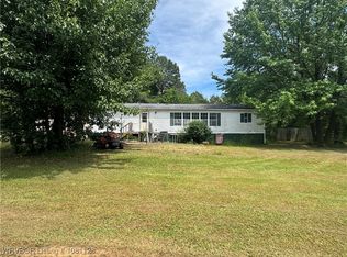 8426 E Tate Ln, Lavaca, AR 72941